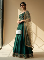 Handcrafted Chikankari Clutch/Bag with Golden Chain - White