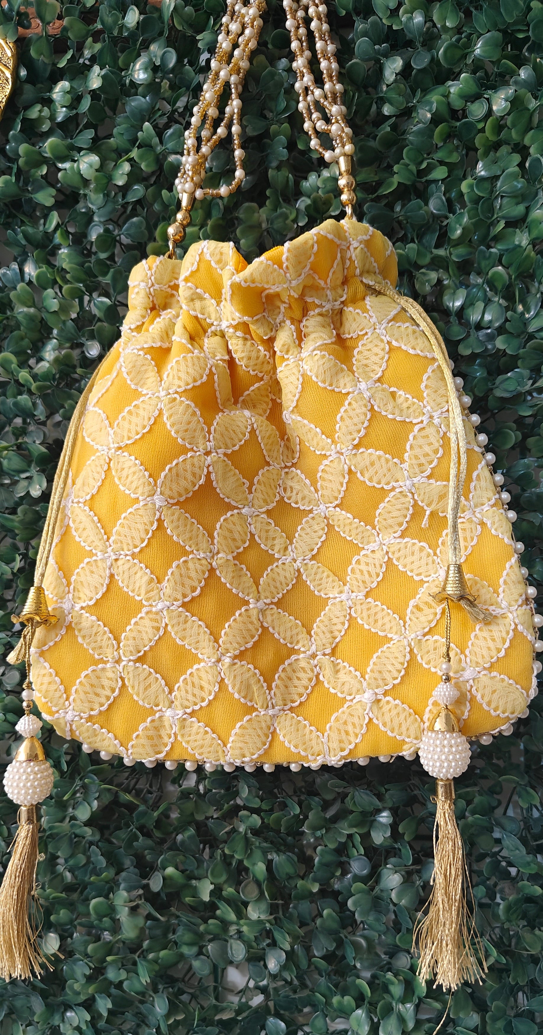 Handcrafted Chikankari Potli